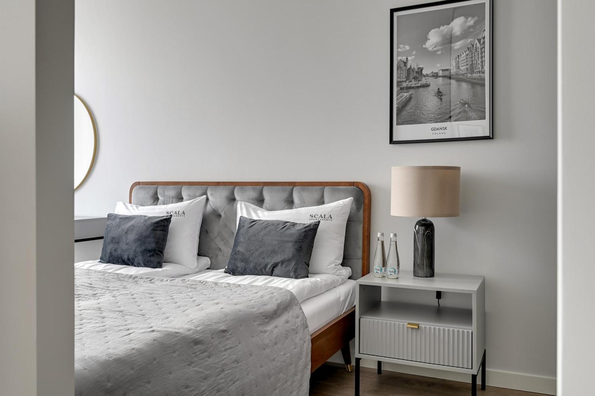 Scala 60K City Center Apartments With Parking By Lion Apartments Гданьск Экстерьер фото